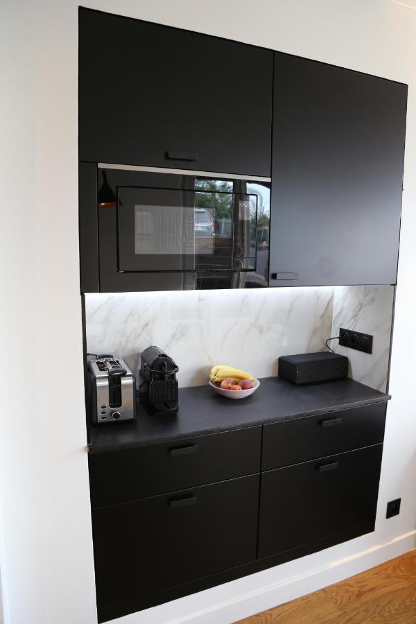 Appartement Face Mer Avec Terrasse Et Parking トルヴィル＝シュル＝メール エクステリア 写真